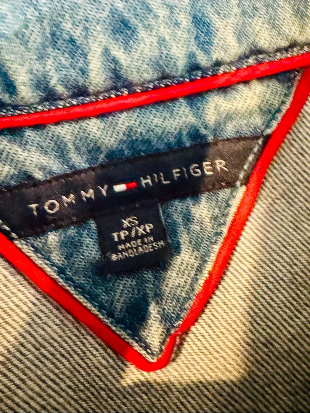 Tommy Hilfiger Light Blue Denim Utility Jacket with Belt - Picture 2 of 8